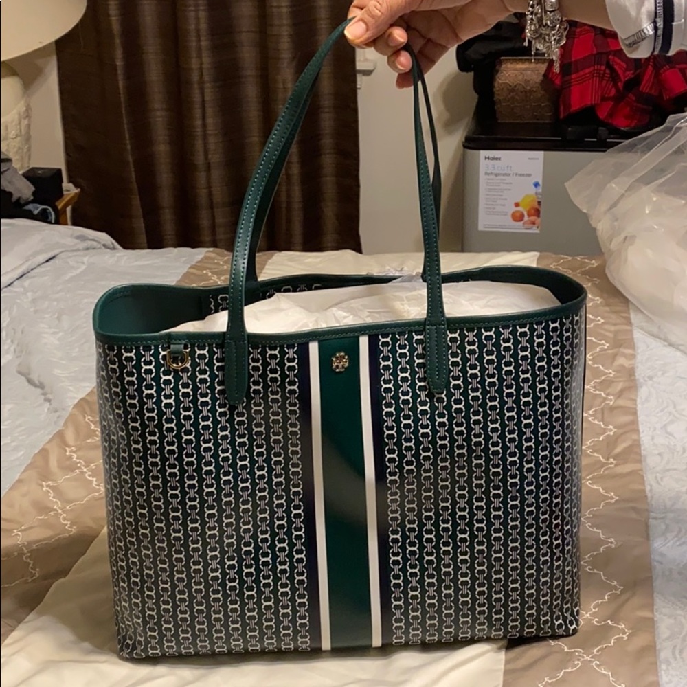 Brand new Tory Burch purse